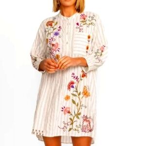 Johnny Was Toni Smocked cuff tunic